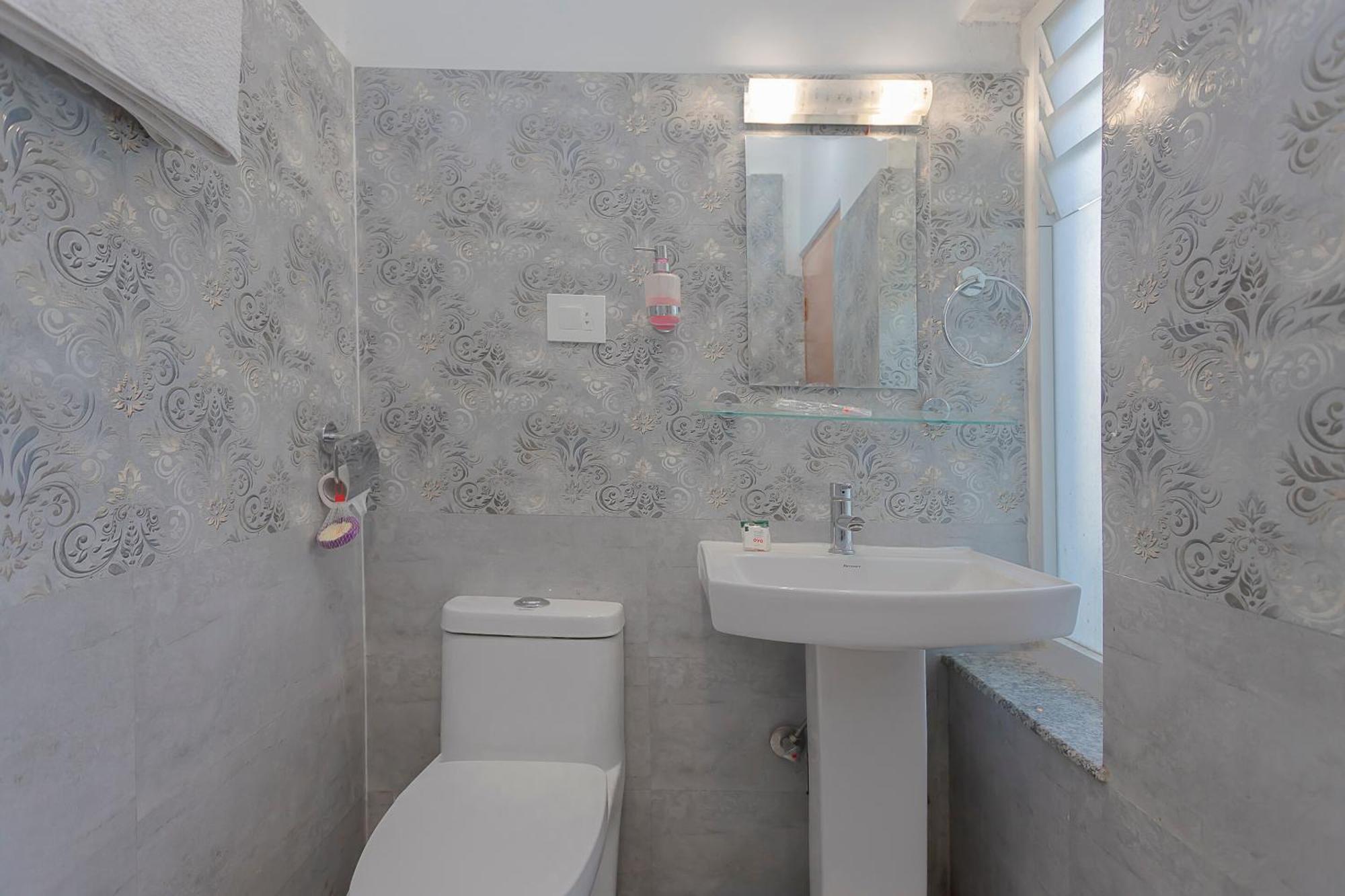 Oyo 799 Hotel Tik Tok Pvt Ltd. Káthmándú Exteriér fotografie
